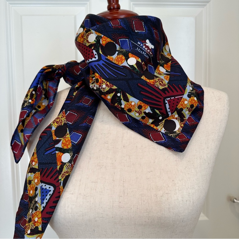 MaxMara Multicolor Patterned Scarf - Picture 5 of 11